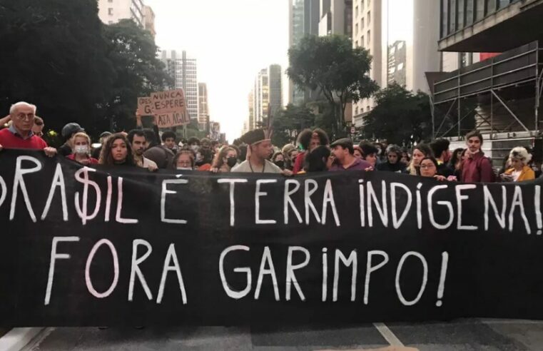Brasil: Campo de batalla en territorio yanomami