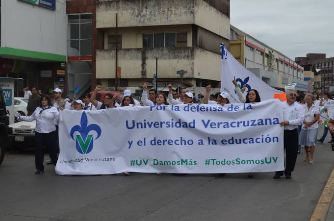 Universidad Veracruzana: ¡Defendamos el 4% del presupuesto estatal para la Universidad!