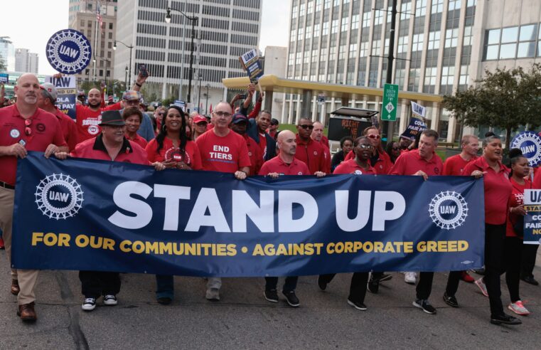 EUA: Trabajadores de la UAW en huelga, ¡escalar para ganar!