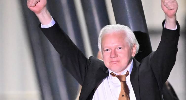 Julian Assange está libre, pero su persecución demuestra que nadie es verdaderamente libre