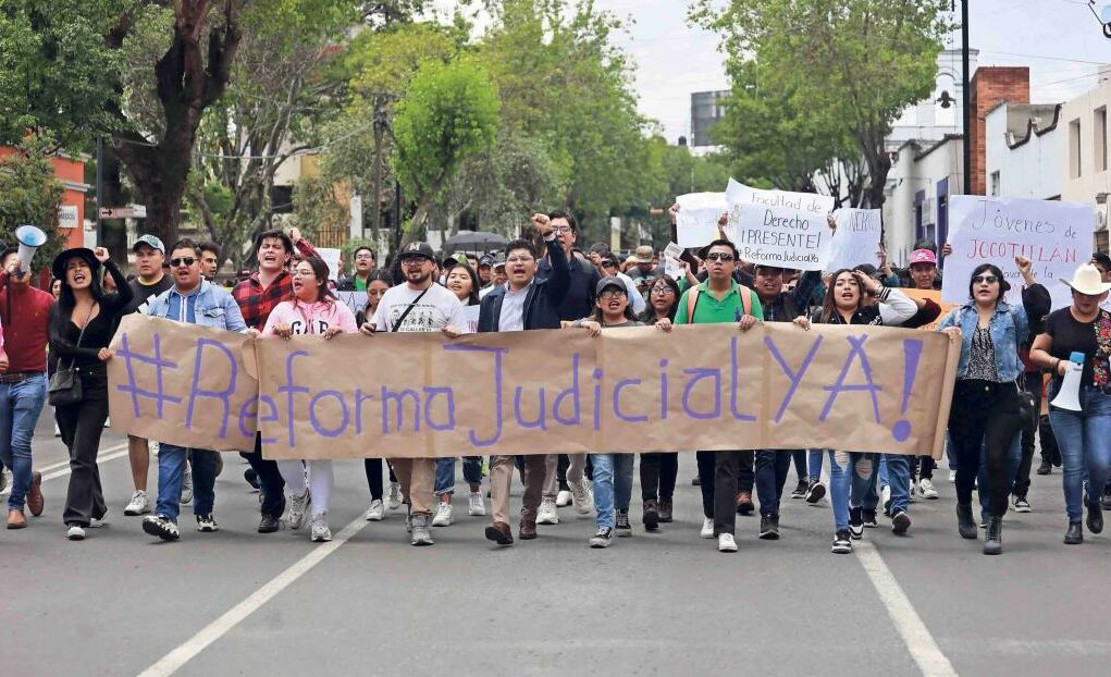 La batalla aún no termina: la lucha por la reforma judicial continua.